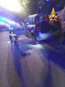 incidente jerzu ribaltata auto