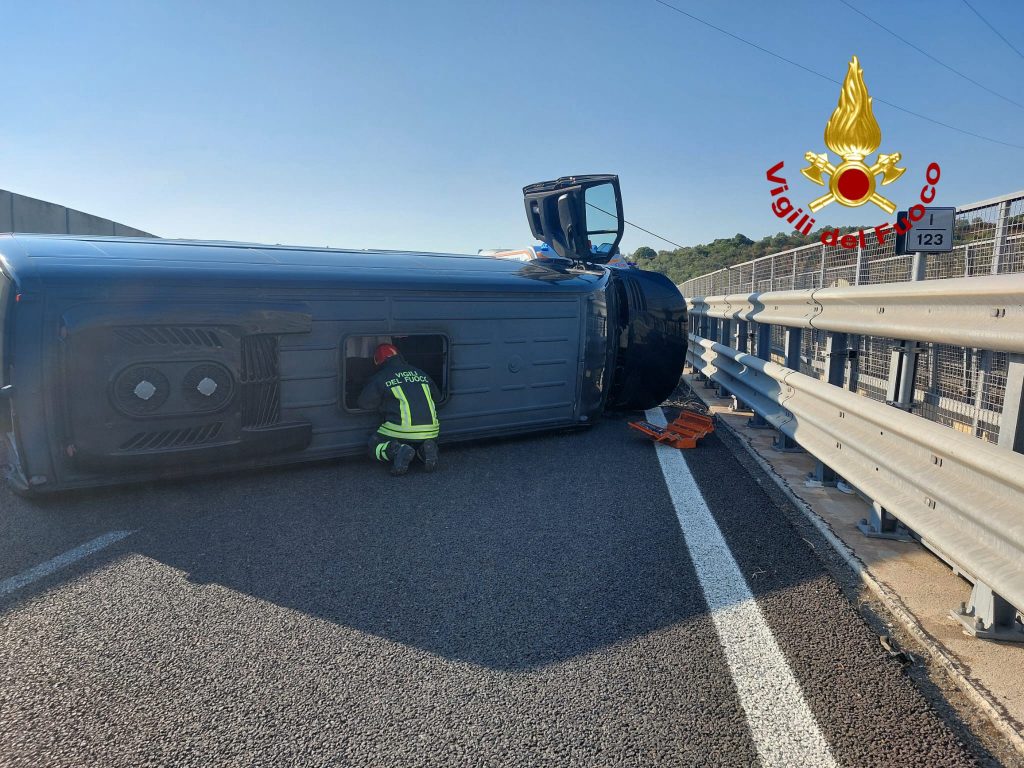 L'incidente sulla 131 Dcn